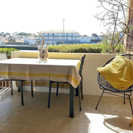 Apartman T2 Terrasse A 200m De La Plage *